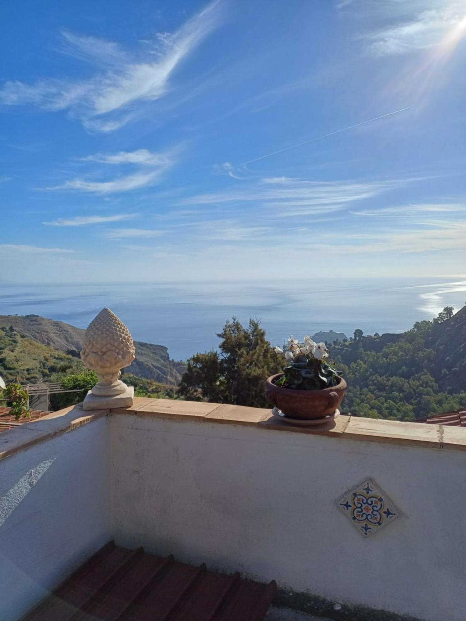 Casa Il Faro Villa Con Piscina Кастельмола Экстерьер фото