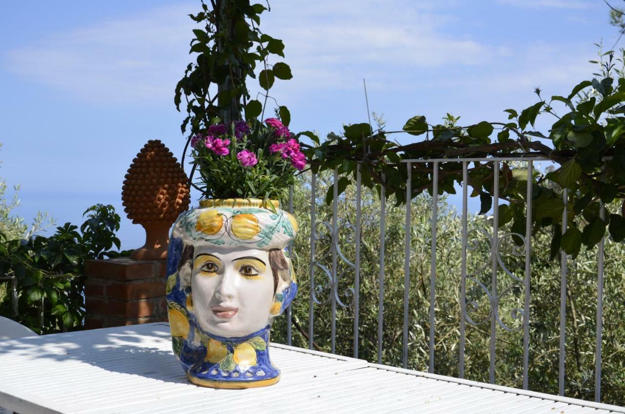 Casa Il Faro Villa Con Piscina Кастельмола Экстерьер фото